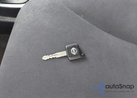 2009 Nissan Versa 1.8S из США, поврежденный, VIN 3N1BC11E29L379554